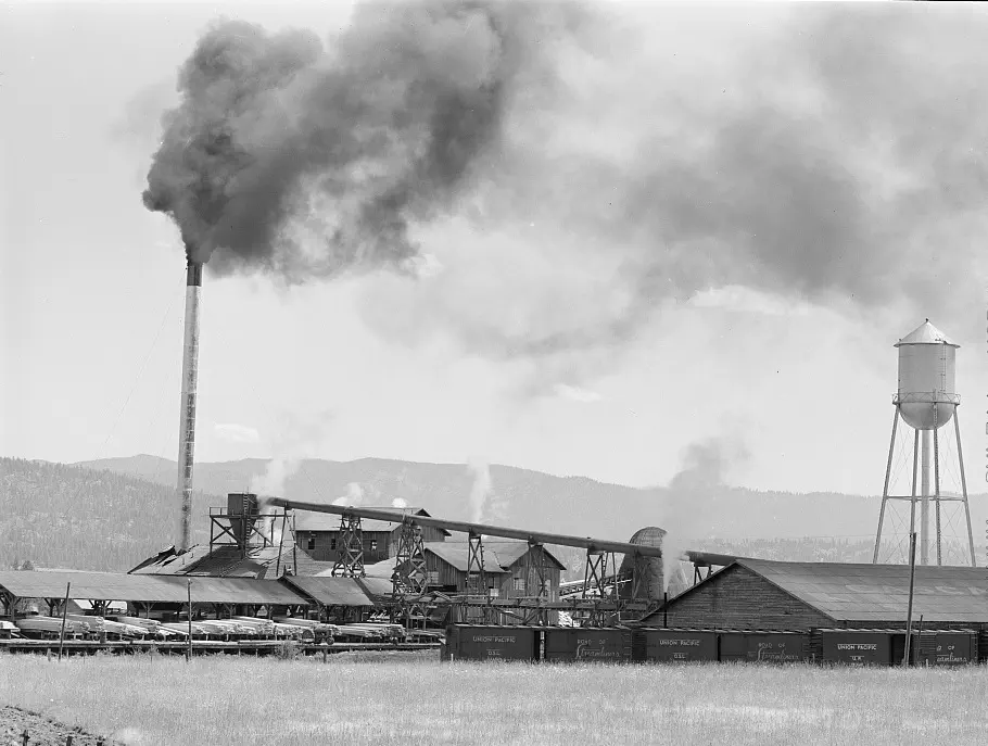 Photo: LEE RUSSELL, 1941, LIBRARY OF CONGRESS